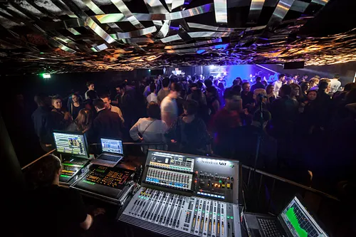 Les Étoiles Club Salle de concert Salle Paris