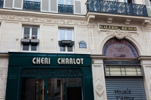 Chéri Charlot Restaurant Shop Paris