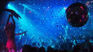 Vendredi: La soirée des 30 ans et + .... au Chalet