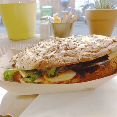 Bulliz : sandwiches et friandises à la pâte à choux