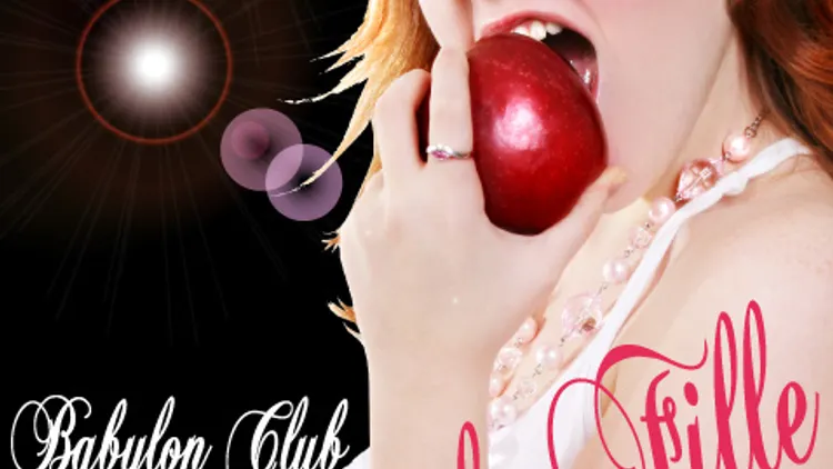 Caprices de Filles...Saturday Girl