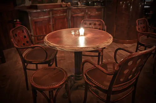 Le Petit Poucet Restaurant Bar Paris