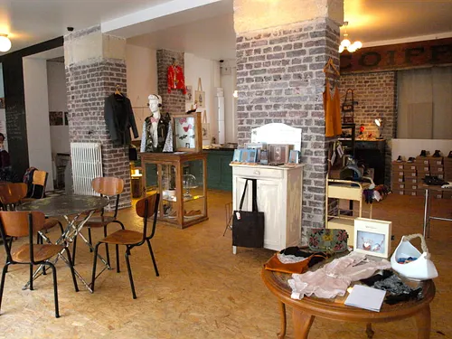 Mel, Mich & Martin Restaurant Galerie d'art Shop Paris