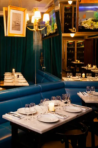 Hôtel Grand Amour Restaurant Bar Hôtel Paris