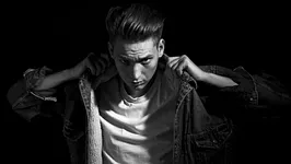 Thomas Azier + Owlle