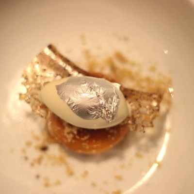 Restaurant Nomos : Guillaume Sanchez et sa cuisine osée s'installent à Montmartre