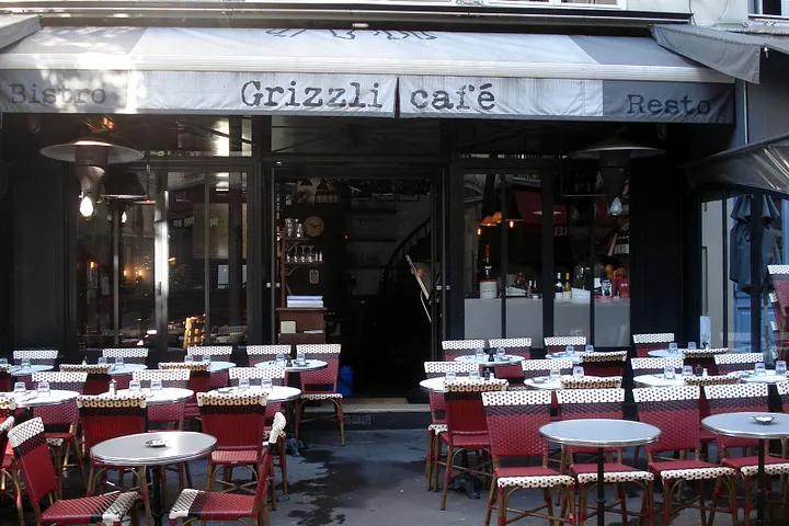 Le Grizzli Café