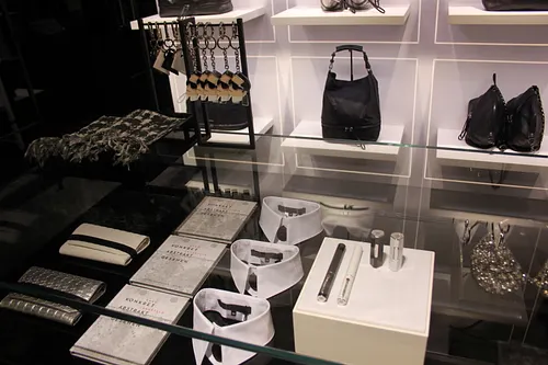 Le Karl Lagerfeld Store - Saint Germain Shop Paris