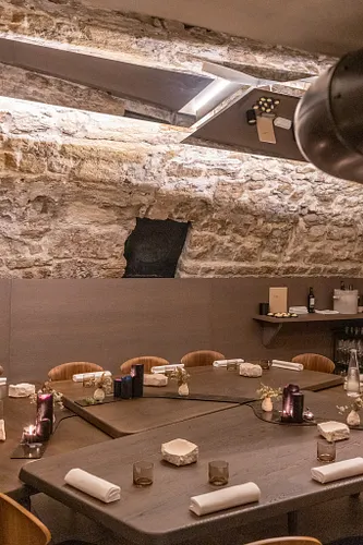 NHOMe Restaurant Paris