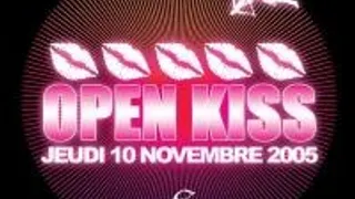 Open Kiss
