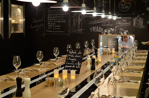 Aux 2 Vaches Restaurant Paris