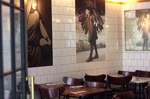 Merguez & Pastrami Restaurant Paris