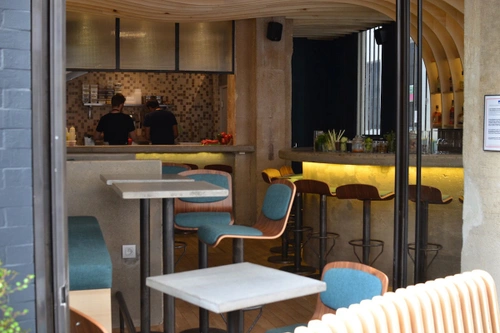 Gravity Bar Restaurant Bar Paris