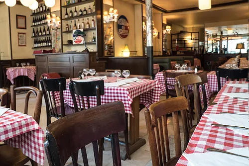 Aux Bons Crus Restaurant Paris