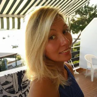Linda V
