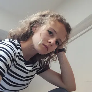 Marianne R