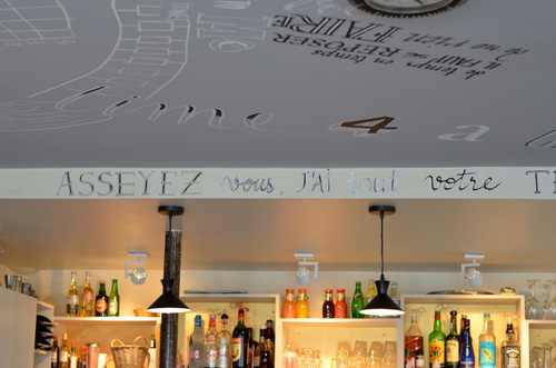 Le Petit Carillon Restaurant Bar Paris