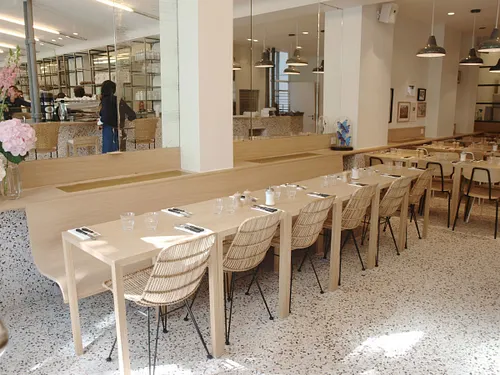 Maison Plisson Beaumarchais Restaurant Shop Paris