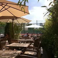 Le K'fé Court