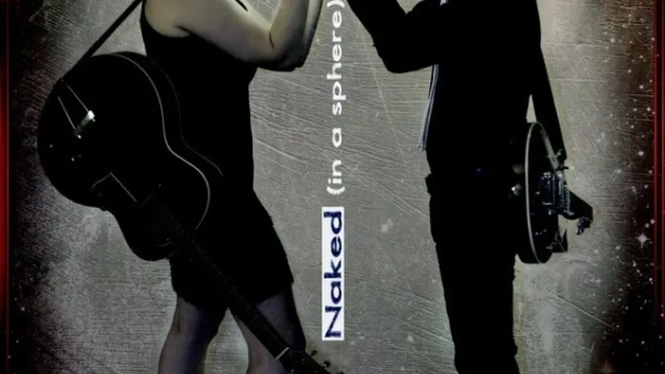 Naked in a Sphere en concert