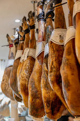 Bellota Bellota - Tour Eiffel Restaurant Shop Paris