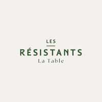 Les Résistants, La Table
