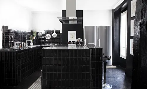 L'Atelier Noir Restaurant Shop Paris