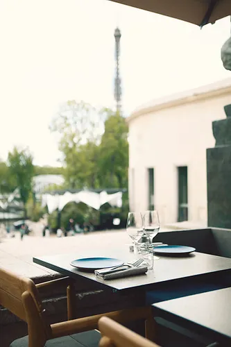 Forest Restaurant Paris