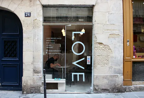 Love Juice Bar Restaurant Paris