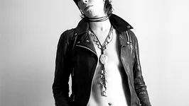 Mademoiselle K + Corson + eden pill