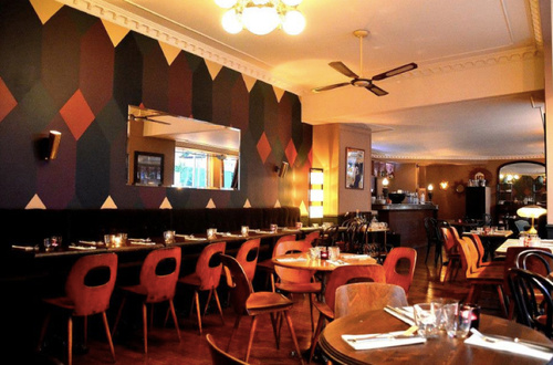 Le Petit Trianon Restaurant Bar paris
