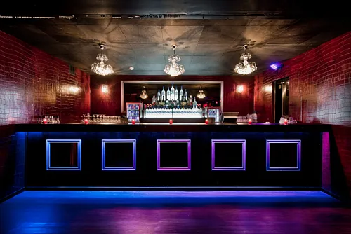 Chez Papillon Club Paris