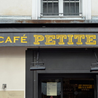 Le Café Petite