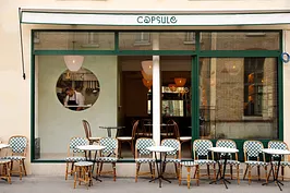 Capsule