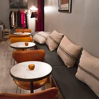 Le Tigre Yoga Club