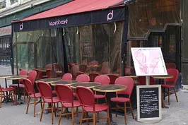 Le Petit Café