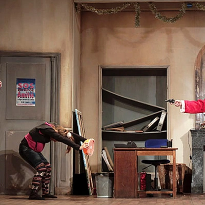 La troupe à Palmade fait revivre Le Père Noël est une ordure