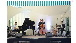 Thomas Mayeras trio en concert