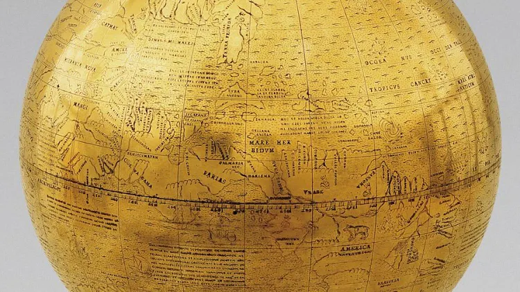 Le Monde en sphères