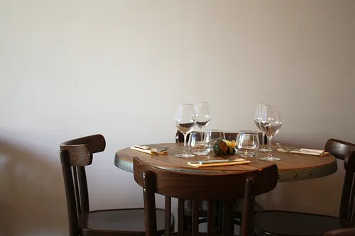 Aux Plumes Restaurant Paris