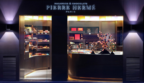 Pierre Hermé - Paul Doumer Shop Paris