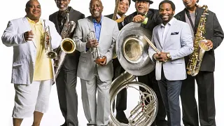 DIRTY DOZEN BRASS BAND