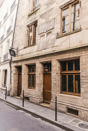 L'Auberge Nicolas Flamel Restaurant Paris