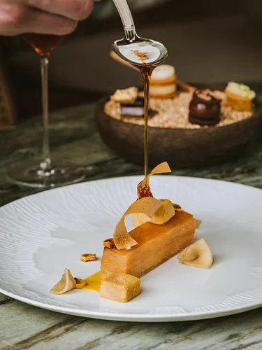 Oka Restaurant Paris
