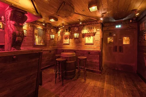 Barberousse Bar Paris