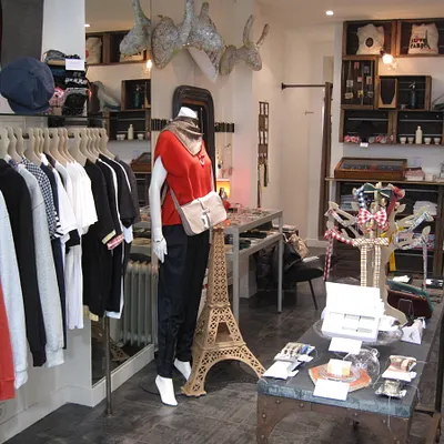 Les Vignoles, la boutique de souvenirs stylée