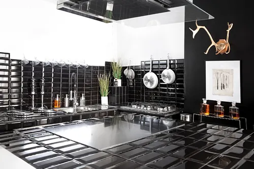 L'Atelier Noir Restaurant Shop Paris