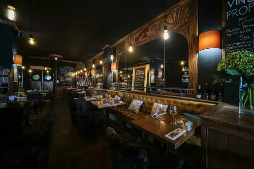 Le Louis Vins Restaurant Paris