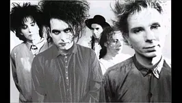 SUNDAY TRIBUTE // The Cure