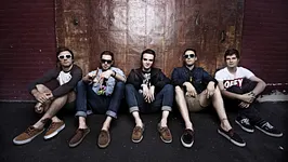 Chunk, no captain chunk + Bury Tomorrow en concert